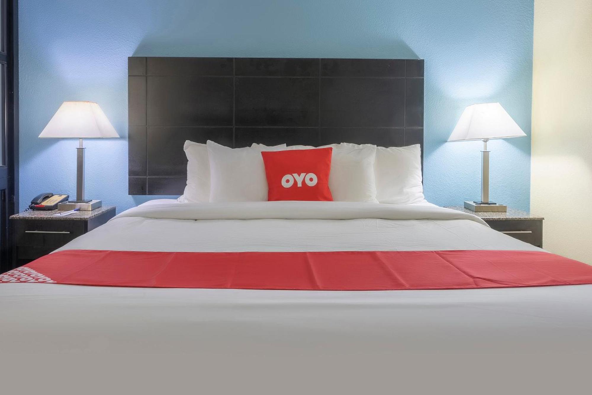 Oyo Hotel Knoxville Tn Cedar Bluff I-40 Exterior foto