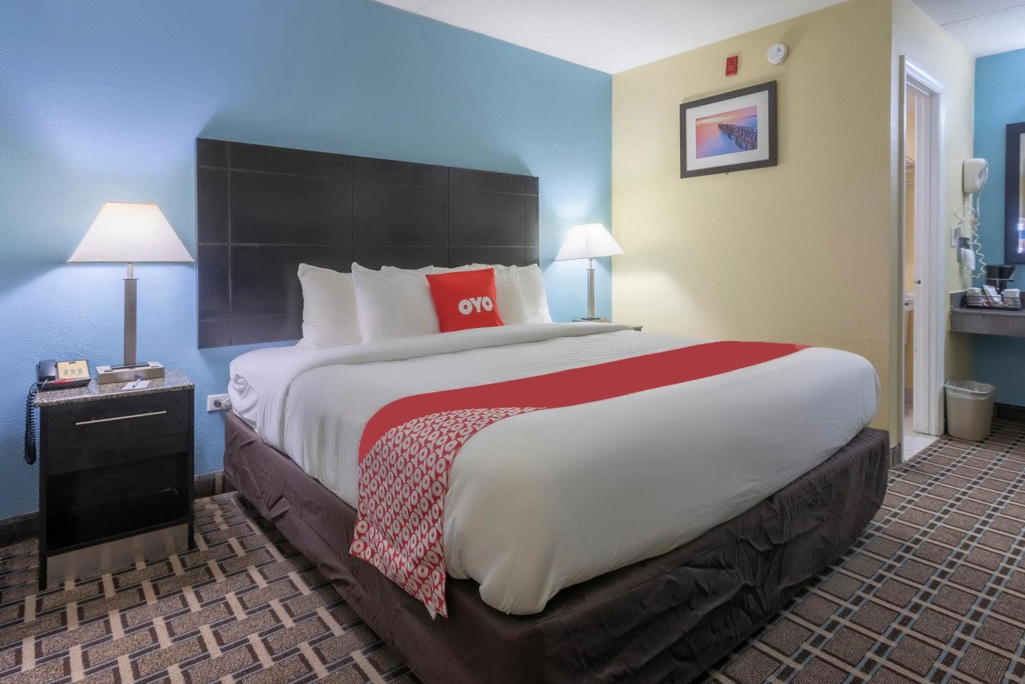 Oyo Hotel Knoxville Tn Cedar Bluff I-40 Exterior foto