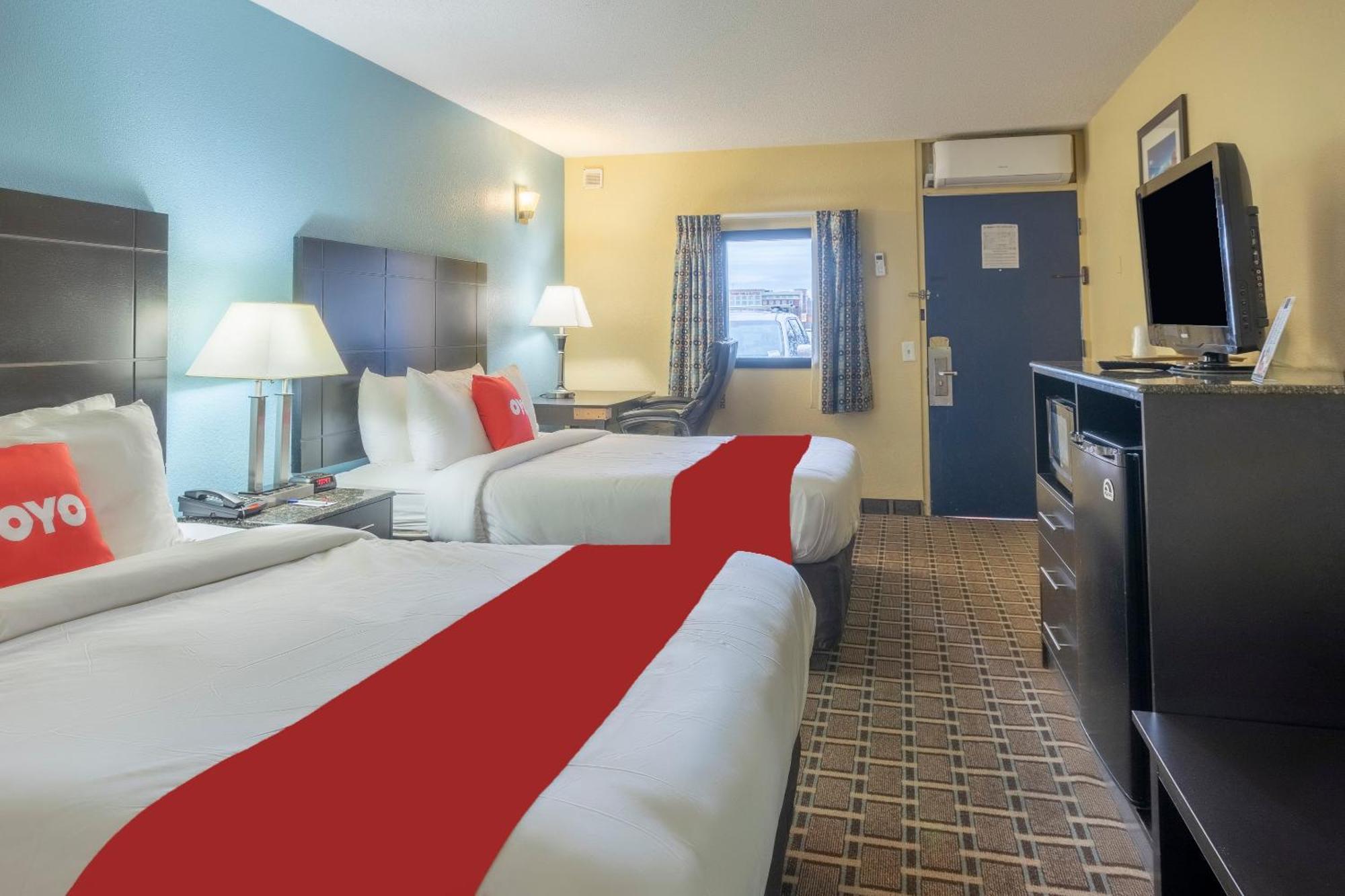 Oyo Hotel Knoxville Tn Cedar Bluff I-40 Exterior foto